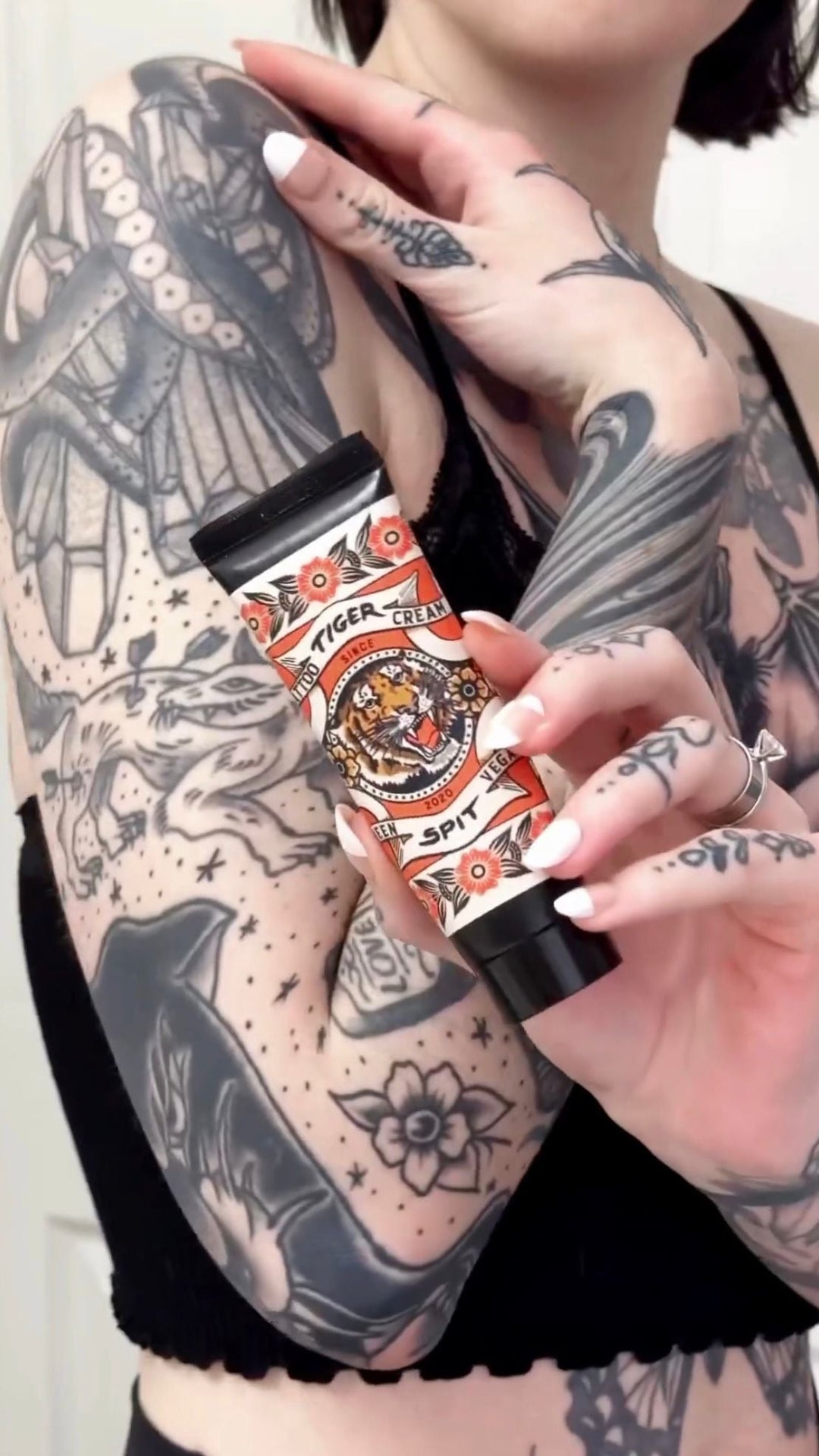 Tattoo aftercare timeline — day by day healing schedule